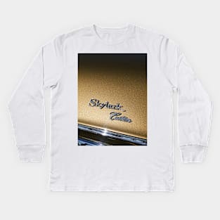 Buic* Skylark, Custom Paintwork, american classic automobile.. Kids Long Sleeve T-Shirt